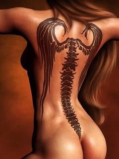 Tatouage Étonnant sur le Dos