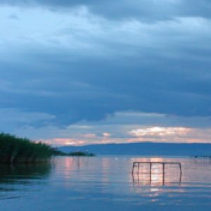Lac Serein au Coucher de Soleil