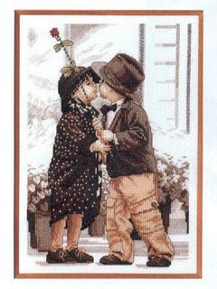 Enfants Adorables Partageant un Bisou