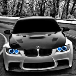 BMW M3 avec Phares Bleus