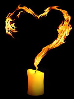 Flamme en forme de cœur