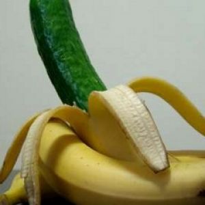 Banane et concombre amusants