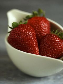 Fraises Fraîches dans un Bol