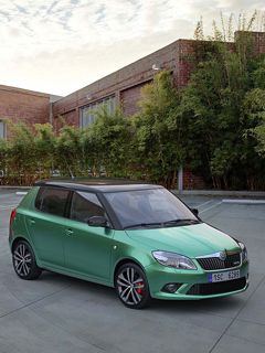 Voiture Skoda Verte