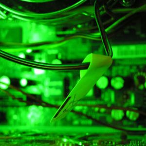 Circuit Imprimé Vert en Gros Plan