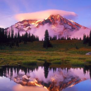 Reflet de Montagne Majestueuse