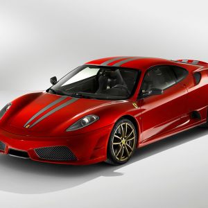 Voiture de Sport Rouge Ferrari F430