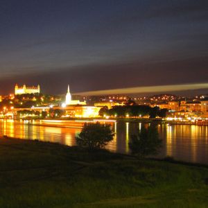 Skyline Nocturne de Bratislava