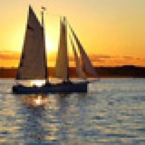 Navigation au Coucher de Soleil