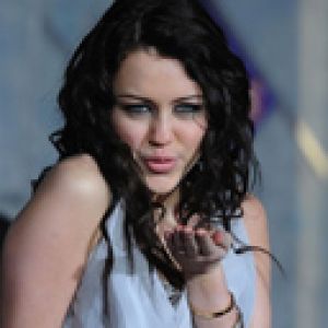 Portrait Glamour de Miley Cyrus