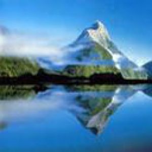 Reflet de Montagne Majestueuse