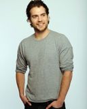 Homme Stylé en Pull Gris