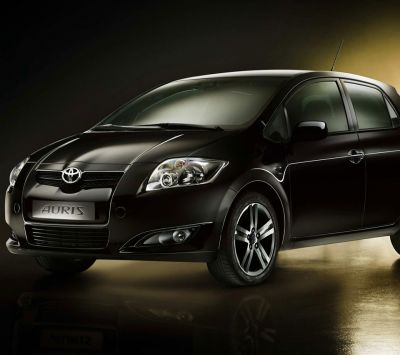 Voiture Noire Toyota Auris
