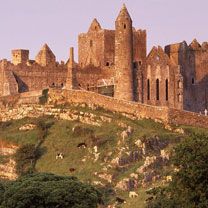 Château Historique sur une Colline