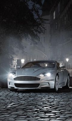 Aston Martin Conduite Nocturne