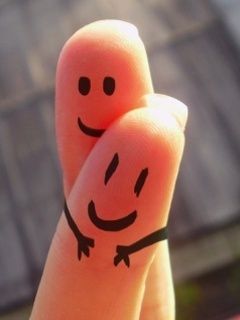 Doigts Amis Heureux