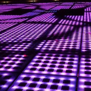 Motifs de Lumière Violette Vibrants