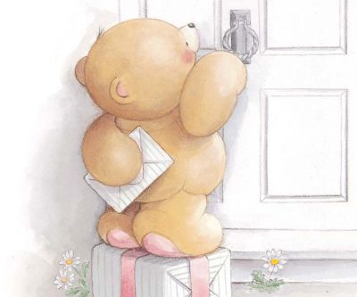 Ourson Mignon Livrant une Lettre