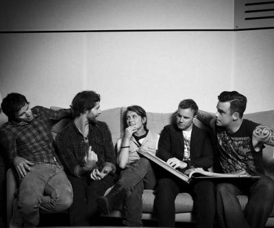 Membres du Groupe en Noir et Blanc