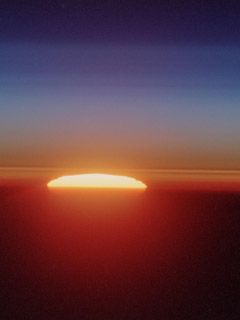 Coucher de soleil époustouflant sur l'horizon