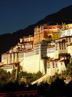 Palais Potala de Nuit
