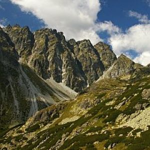 Paysage montagneux majestueux