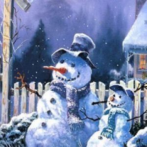 Scène charmante de bonhommes de neige