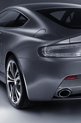 Voiture de Sport Grise Élégante