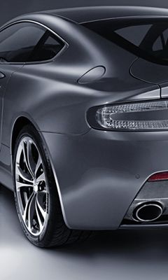Voiture de Sport Grise Élégante