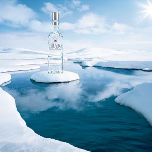 Vodka Premium dans un Paysage Glacé