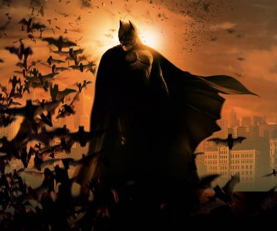 Silhouette de Batman au Coucher de Soleil