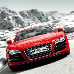 Voiture de sport Audi R8 rouge
