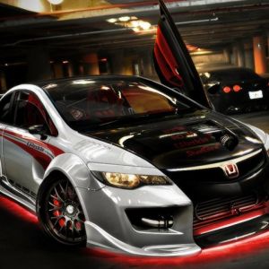 Voiture Honda Civic Modifiée