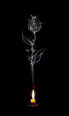 Art de rose de fumée et de bougie