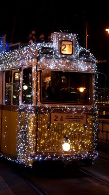 Tramway Décoré pour les Fêtes