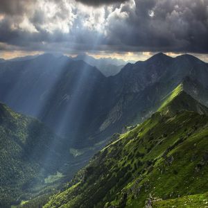 Paysage montagneux majestueux