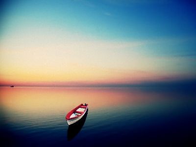 Coucher de Soleil Serein sur l'Eau