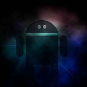 Robot Android en Couleurs Cosmiques