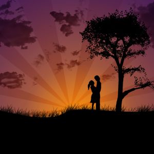 Silhouette Romantique au Coucher de Soleil