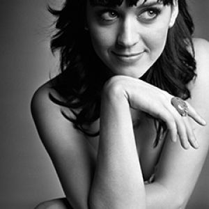Portrait charmant d'une femme