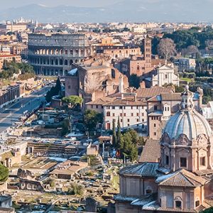 Vue de Rome avec le Colisée
