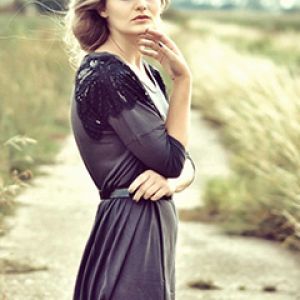 Modèle de Mode Élégant