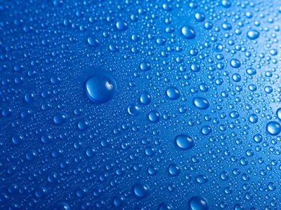 Gouttes d'eau bleues
