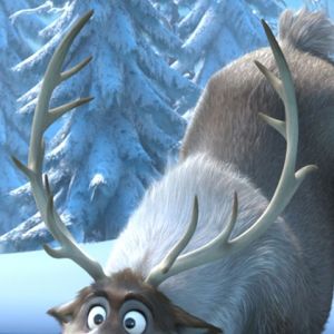 Renne Amusant dans la Neige