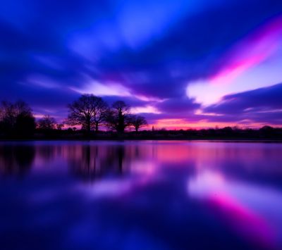 Reflet Serein du Coucher de Soleil