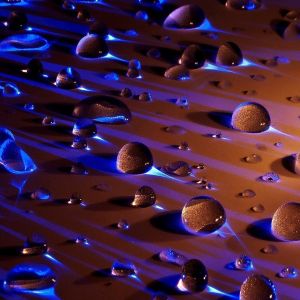 Gouttes d'Eau Bleues et Marron