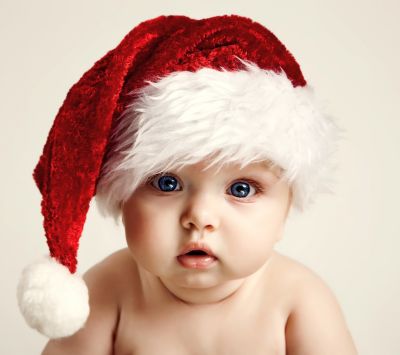 Bébé Mignon avec un Chapeau de Noël