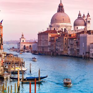 Canal de Venise au Coucher de Soleil