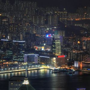 Skyline de la Ville la Nuit