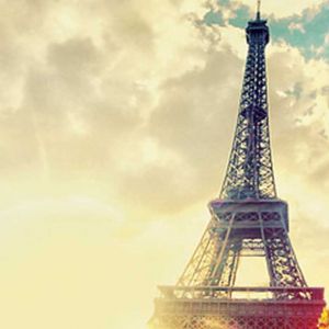 Tour Eiffel au coucher de soleil